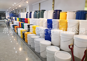 韩a级理论影院吉安容器一楼涂料桶、机油桶展区